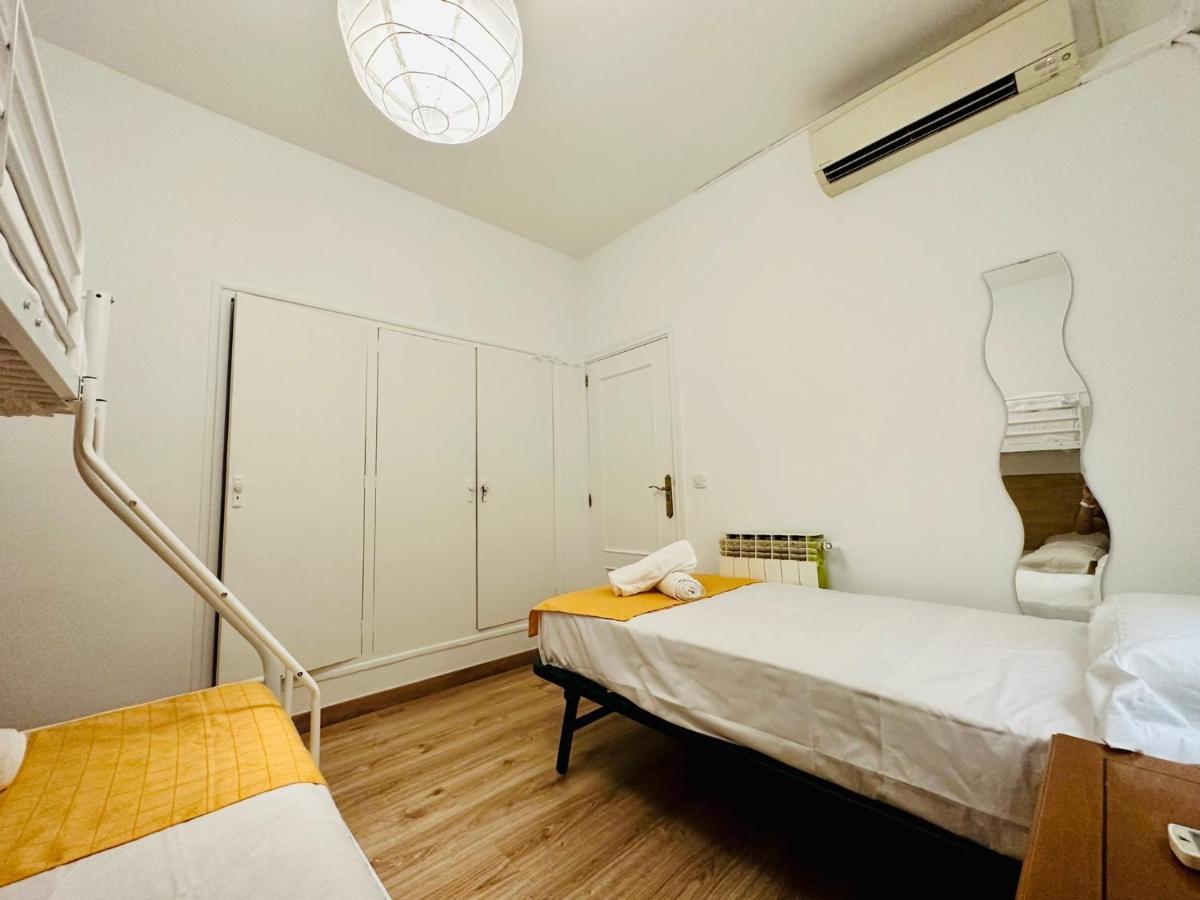Punta Me Suites Next To Gran Via Madrid Exterior photo